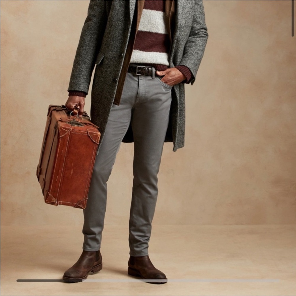 $110 Banana Republic traveler Pants Skinny Fit Smoke Grey 40x34